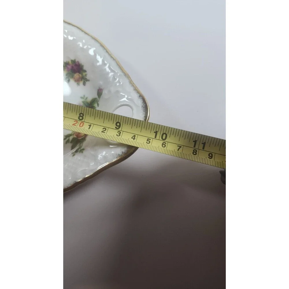 Royal Albert Old Country Roses Victorian Tray 9 1/2 by 6 1/4